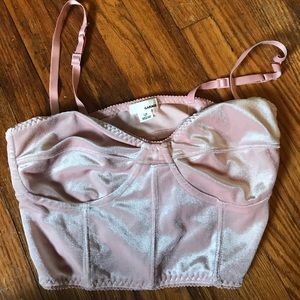 (3/$25) 🌸 Garage Pink Velvet Crop Top